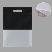 Cargar imagen en el visor de la galería, 30cm x 40cm Bolsa de Tienda Frosted con Zipper "Black" (100 Piezas)