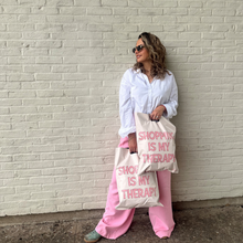 Cargar imagen en el visor de la galería, 35cm x 45cm Shopping is my Therapy (100 Piezas)