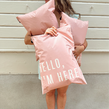 Cargar imagen en el visor de la galería, 35cm x 48cm Bolsa "Hello, Im Here Pink" (100 Piezas)