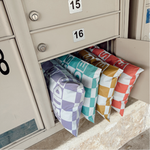 Cargar imagen en el visor de la galería, Bolsa de envío 25x33 cm | Pretty Things Inside – Pack 100 piezas