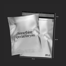 Cargar imagen en el visor de la galería, 25cm x 33cm Bolsa "Something Special For You" - Plateada Premium (100 piezas)