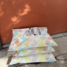 Cargar imagen en el visor de la galería, Bolsa de envío 25x33 cm | Corazones – Pack 100 piezas