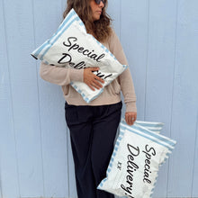 Cargar imagen en el visor de la galería, Bolsa de envío 35x48 cm | Special Delivery – Pack 100 piezas