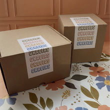 Cargar imagen en el visor de la galería, Stickers para cajas 8x 18 cm | GRACIAS GRACIAS