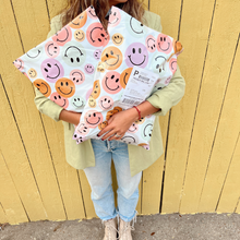 Cargar imagen en el visor de la galería, 35cm x 48cm Bolsa "Happy Faces" (100 Piezas)