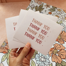 Cargar imagen en el visor de la galería, Tarjetas de Agradecimiento 10x12 cm | THANK YOU. THANK YOU.