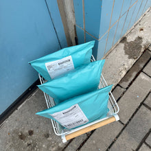 Cargar imagen en el visor de la galería, Bolsa de envío 25x33 cm | Azul  – Pack 100 piezas
