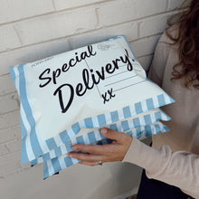 Cargar imagen en el visor de la galería, Bolsa de envío 25x33 cm | Special Delivery  – Pack 100 piezas
